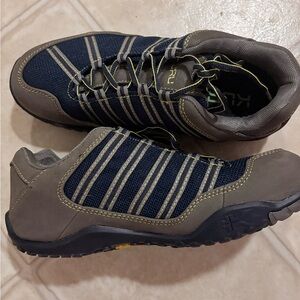 KURU Men's Navy and Olive Trail Sneaker